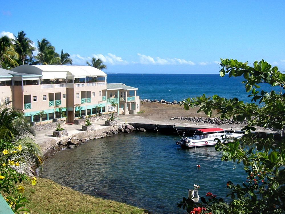 Bird Rock Beach Hotel Basseterre Exterior photo